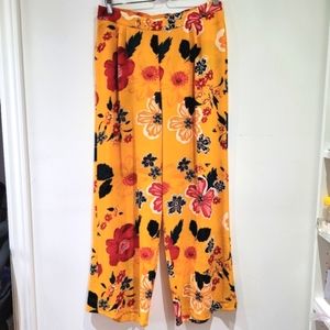 Chiffon wide leg flaural flower pants 🌼